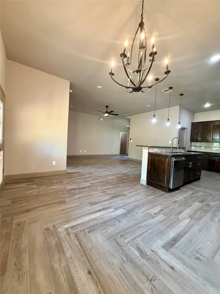 732 Fuller Avenue Cleburne TX 76031