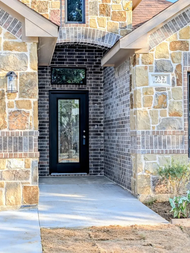 732 Fuller Avenue Cleburne TX 76031