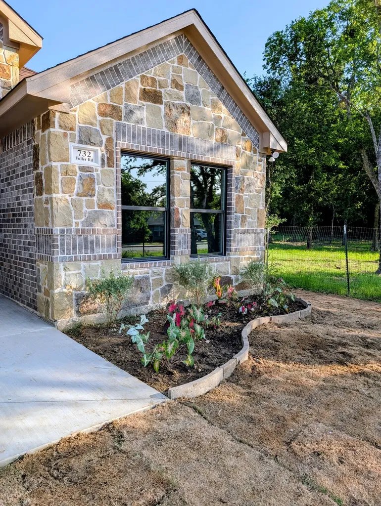 732 Fuller Avenue Cleburne TX 76031