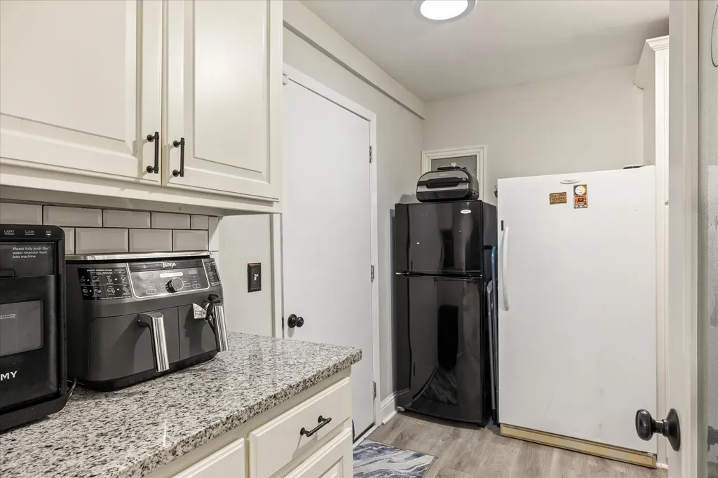 1003 Newell Hudson Oaks TX 76087