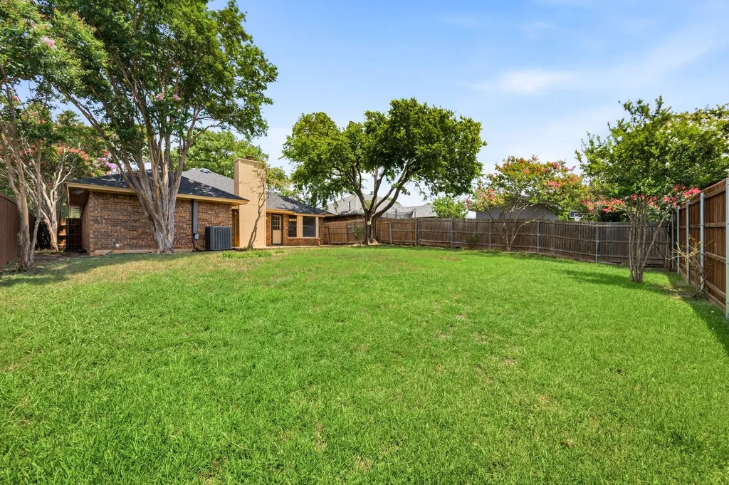 7520 Jamie Renee Lane North Richland Hills TX 76182