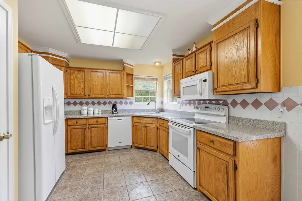 131 Mitsy Lane Early TX 76802