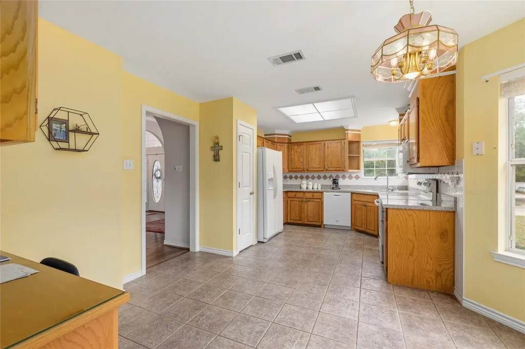 131 Mitsy Lane Early TX 76802