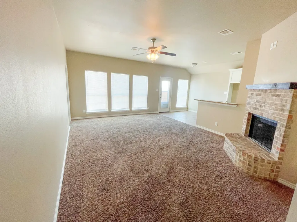 210 Paschall Mabank TX 75147