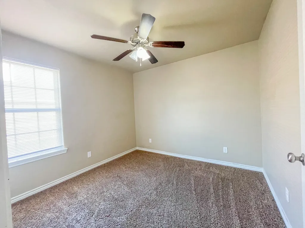 210 Paschall Mabank TX 75147