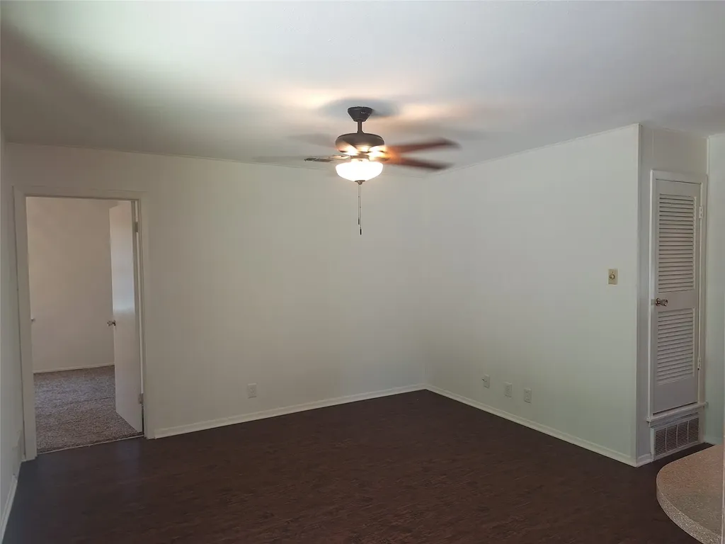 513 Simmons Drive Euless TX 76040