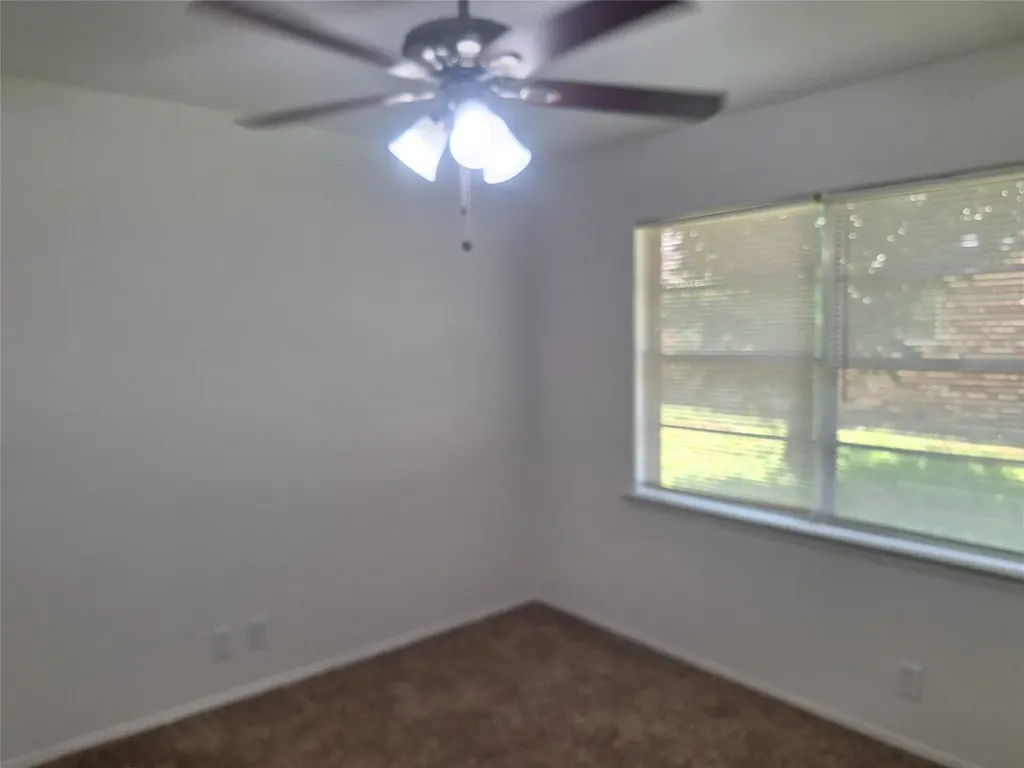 513 Simmons Drive Euless TX 76040
