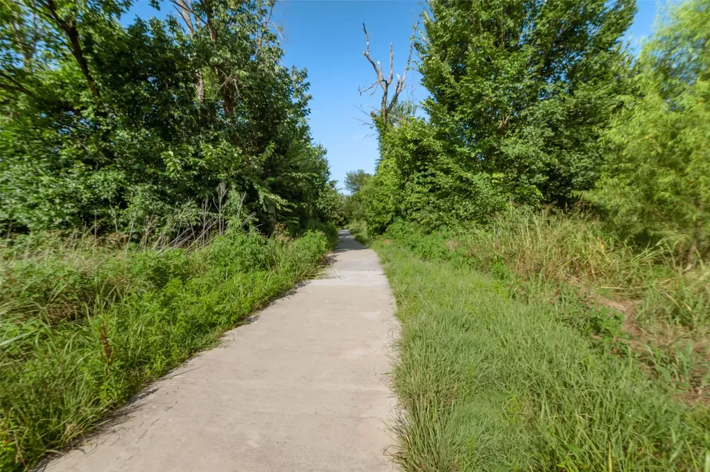 570 Stanton Lane Lavon TX 75166