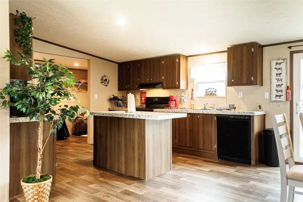 2046 County Road 103 Comanche TX 76442