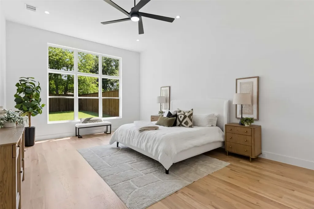 10144 Rockmoor Court Dallas TX 75229