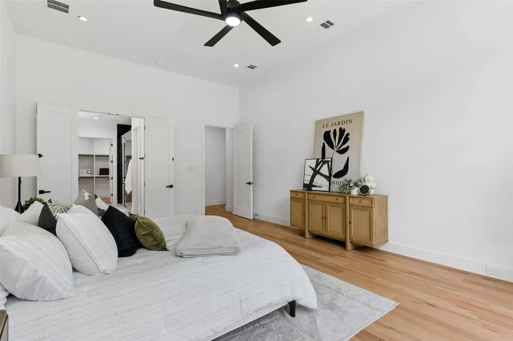 10144 Rockmoor Court Dallas TX 75229