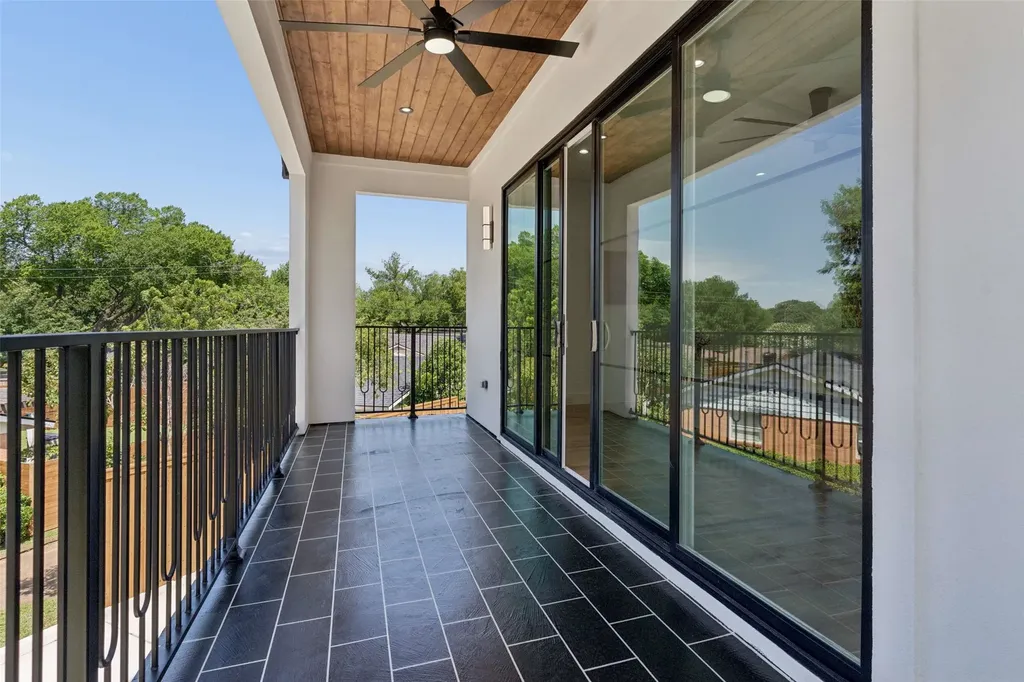 10144 Rockmoor Court Dallas TX 75229