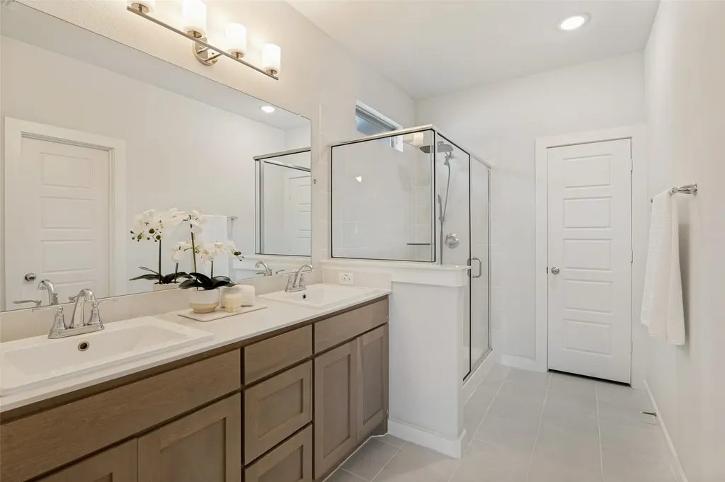 456 Leopold Trail Waxahachie TX 75165