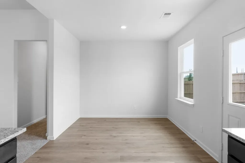 945 Cawthorne Trail Fort Worth TX 76108