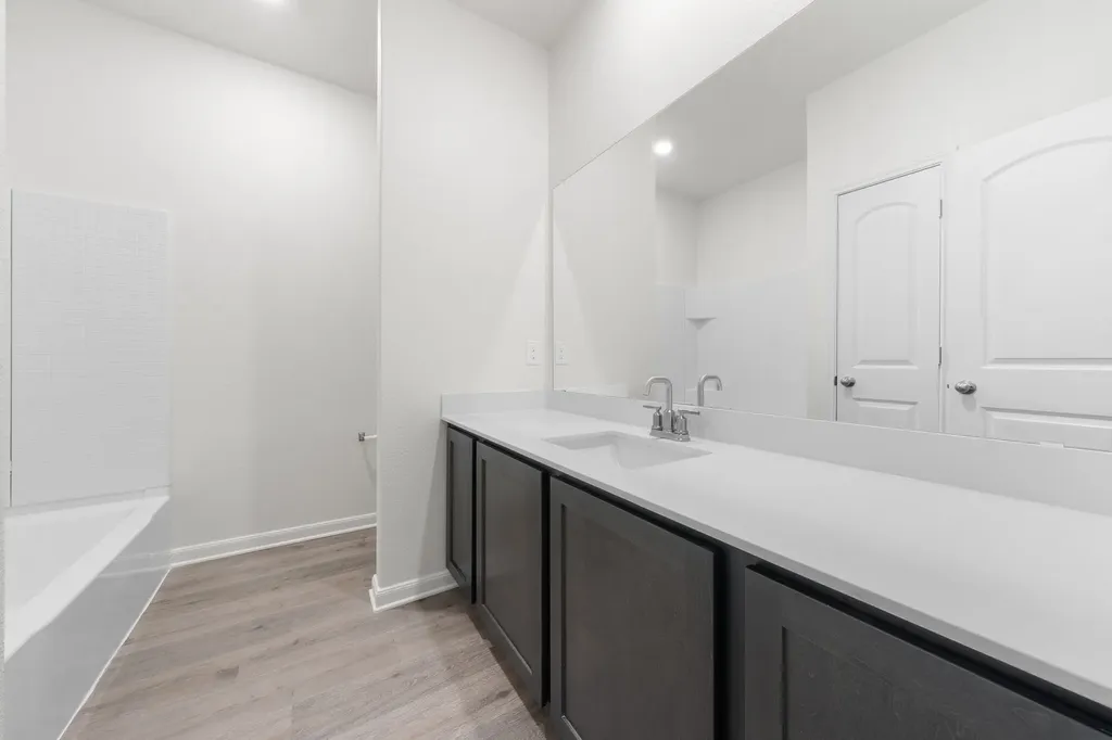 945 Cawthorne Trail Fort Worth TX 76108