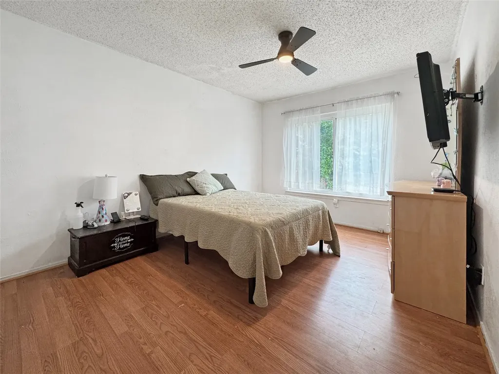6217 Barcelona Drive Arlington TX 76016