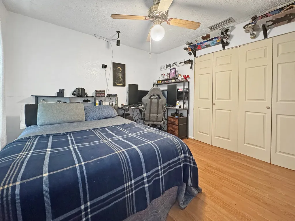 6217 Barcelona Drive Arlington TX 76016