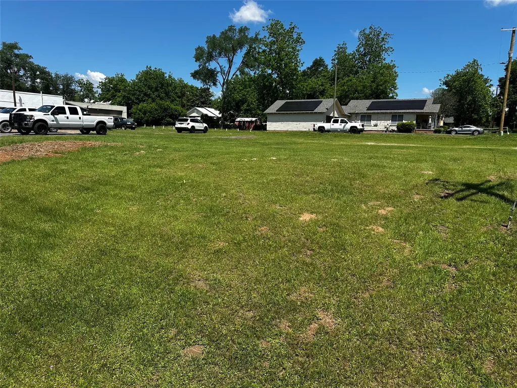 1304 &1308 W Main Henderson TX 75652