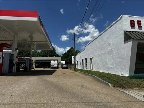 1304 &1308 W Main Henderson TX 75652