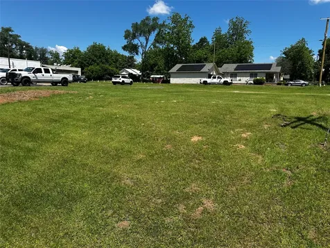1304 &1308 W Main Henderson TX 75652