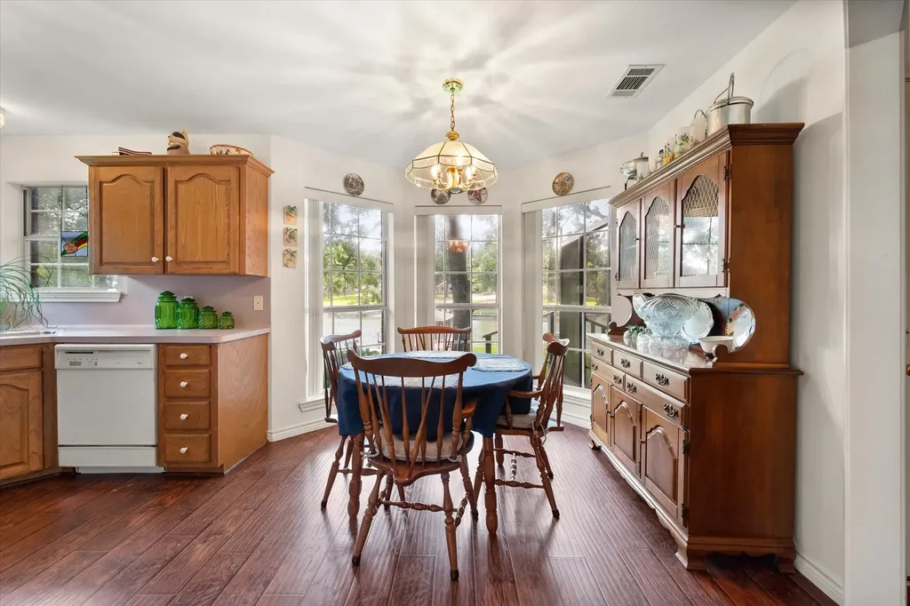 280 Shadow Oaks Drive Streetman TX 75859