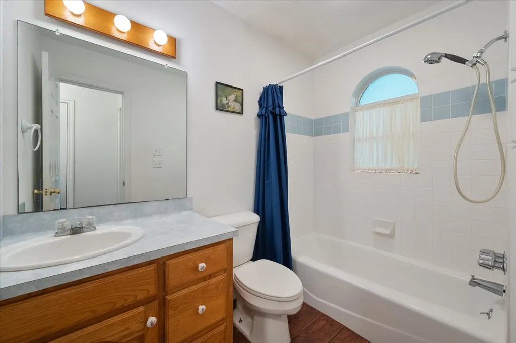 280 Shadow Oaks Drive Streetman TX 75859