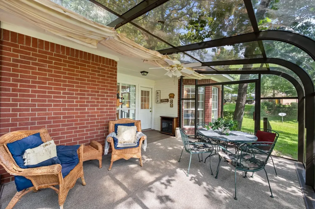 280 Shadow Oaks Drive Streetman TX 75859