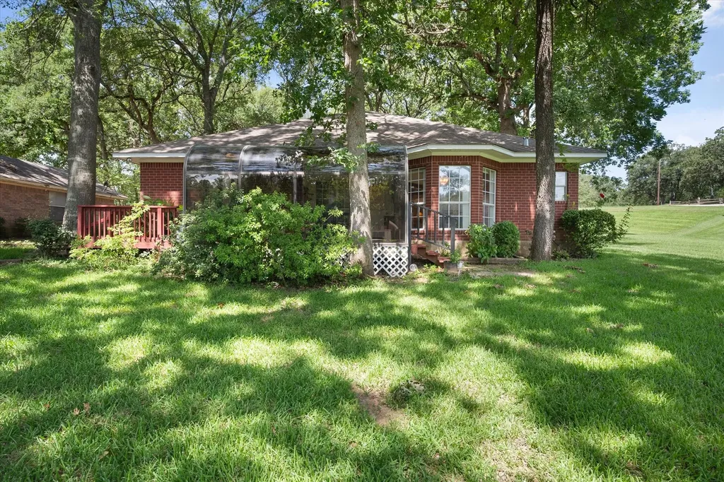 280 Shadow Oaks Drive Streetman TX 75859