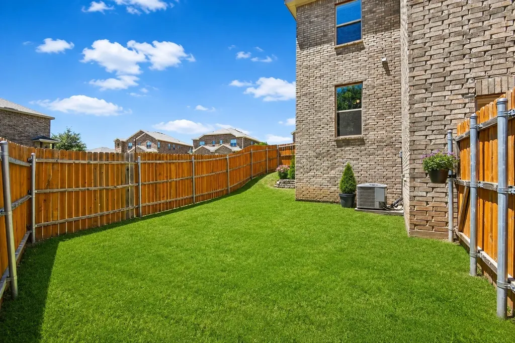 1970 Timber Oaks Drive Garland TX 75040