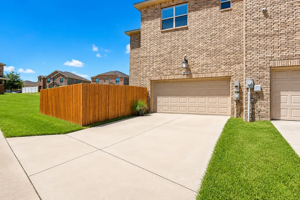 1970 Timber Oaks Drive Garland TX 75040