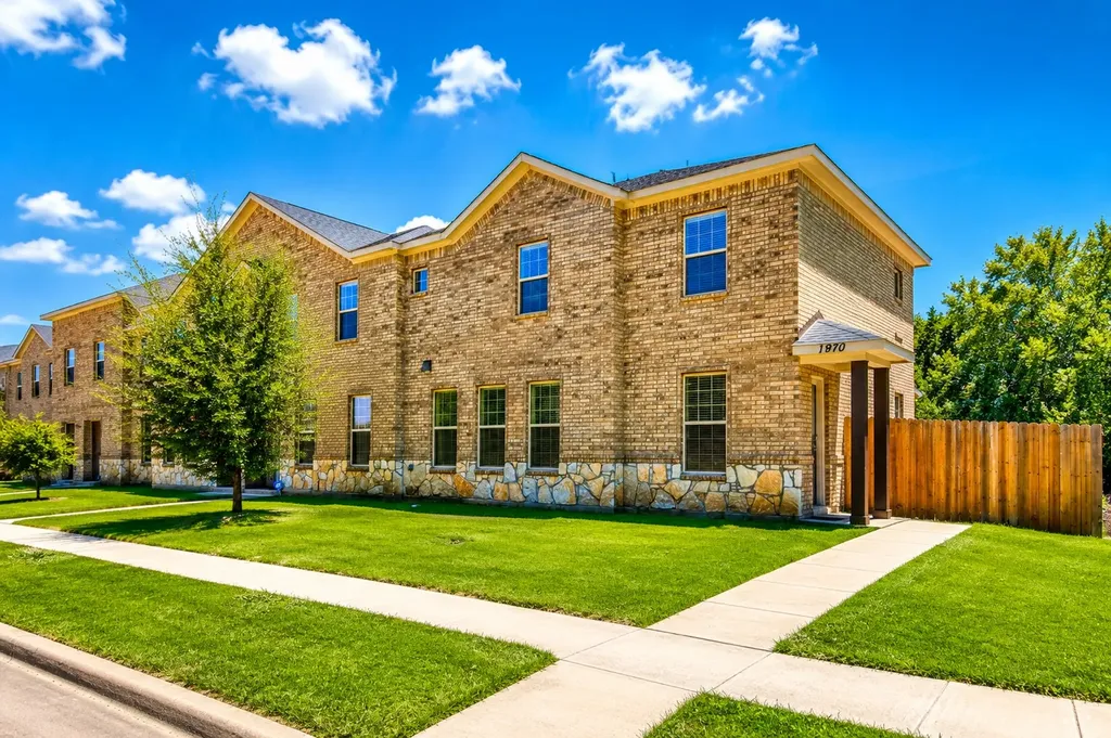 1970 Timber Oaks Drive Garland TX 75040