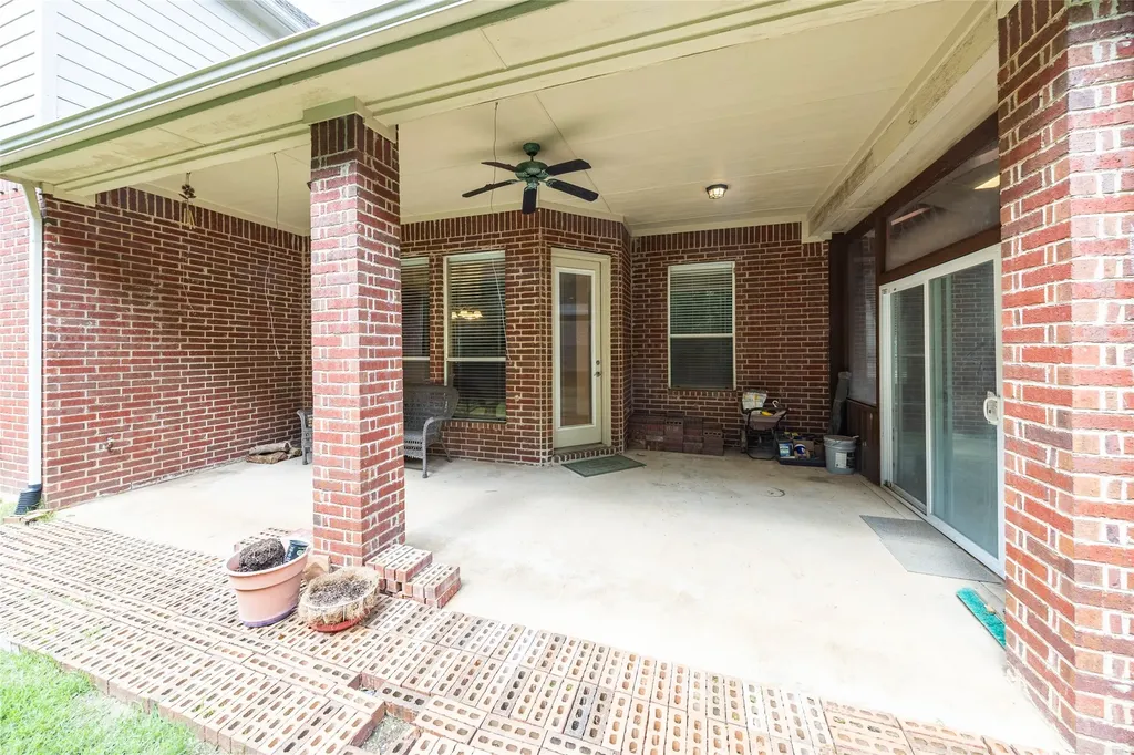 220 Justin Road Murphy TX 75094