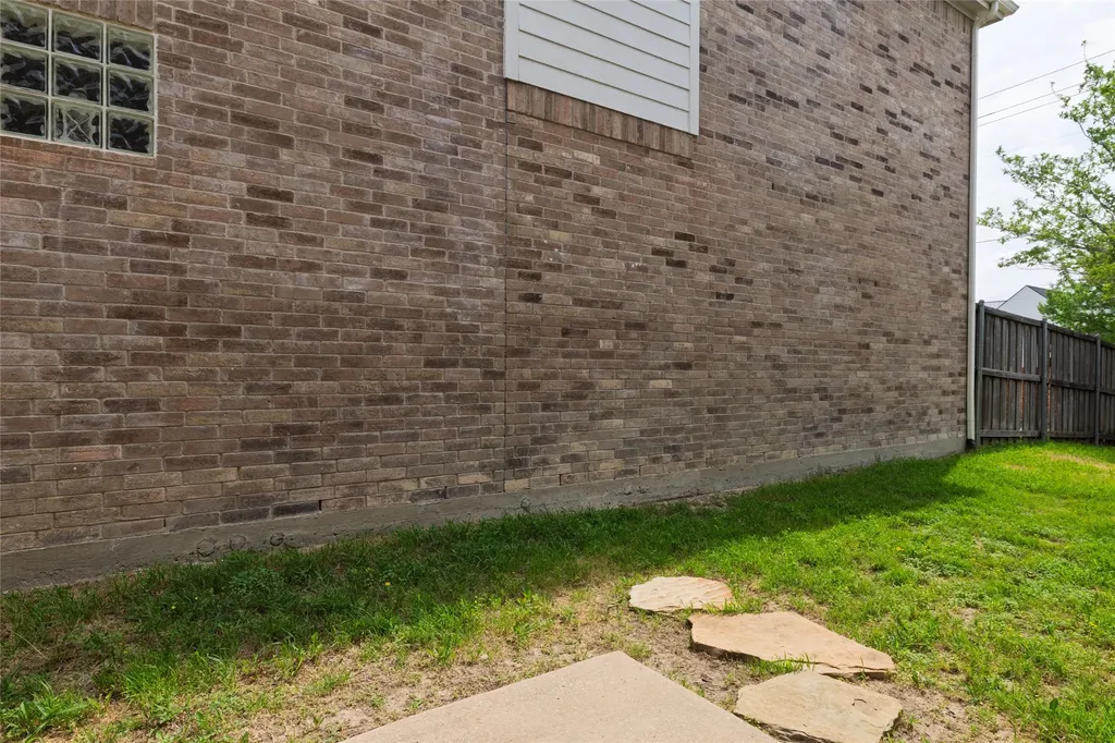 2108 Harris Place Plano TX 75025