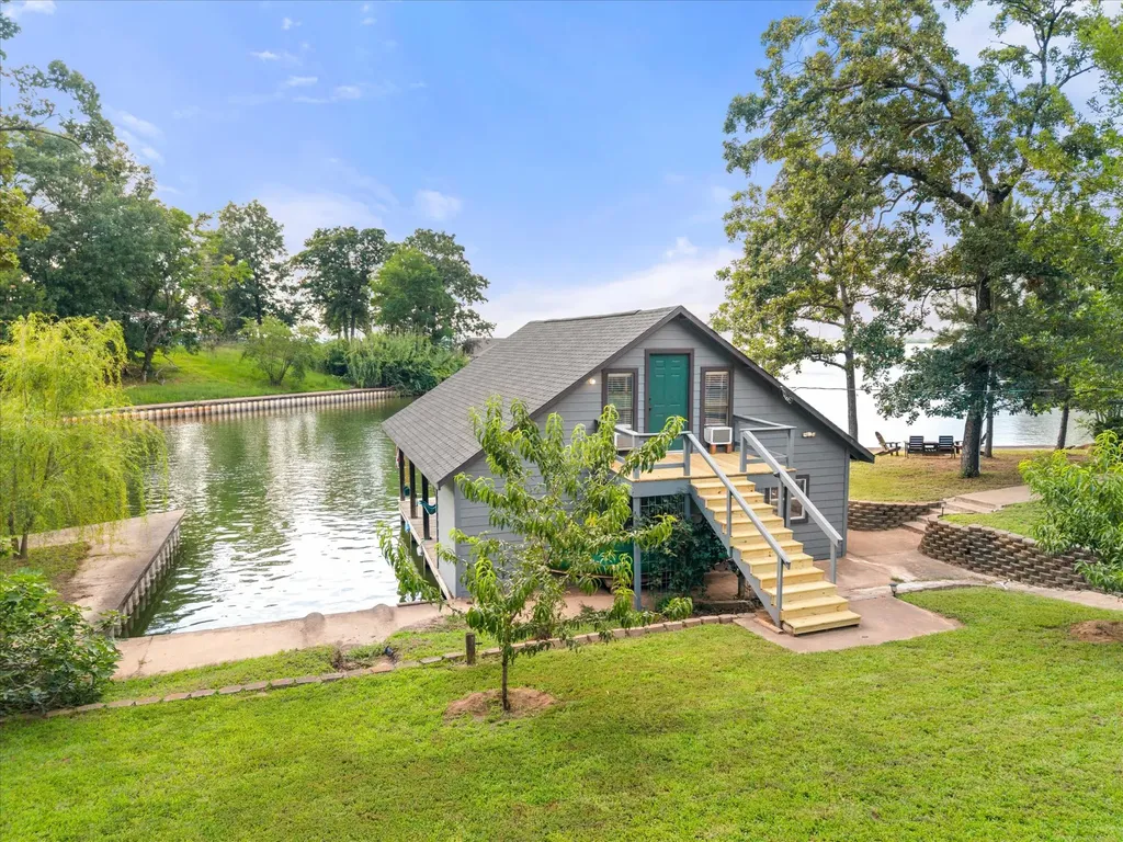 338 Private Road 52040 Pittsburg TX 75686