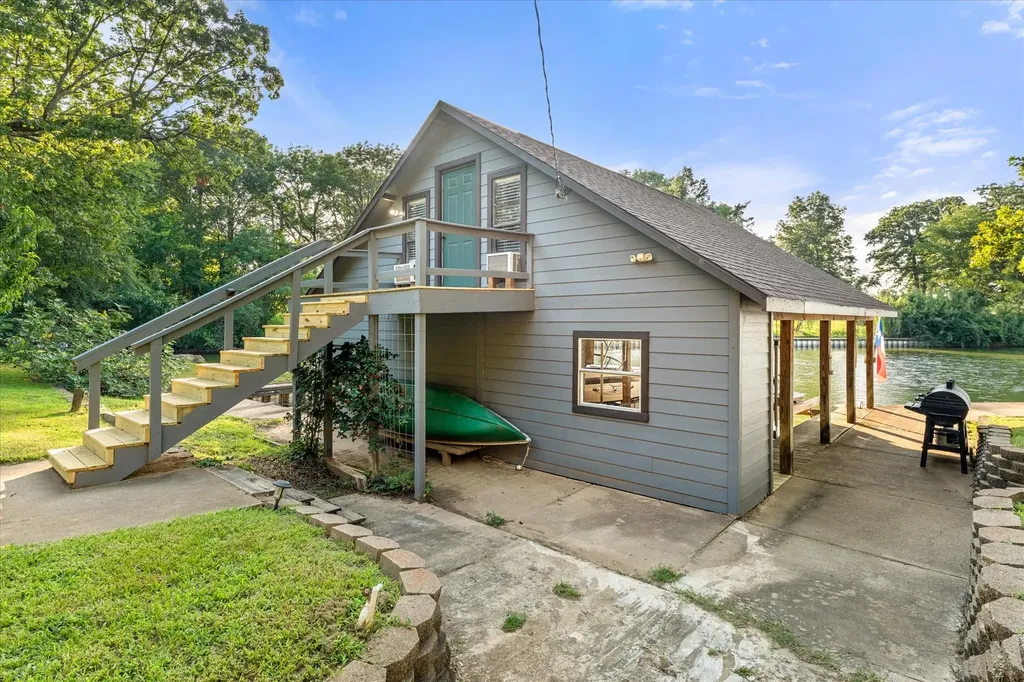338 Private Road 52040 Pittsburg TX 75686