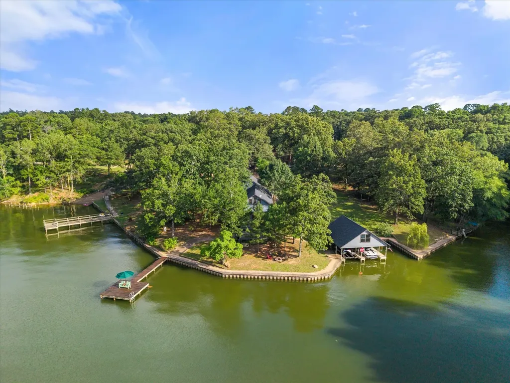 338 Private Road 52040 Pittsburg TX 75686