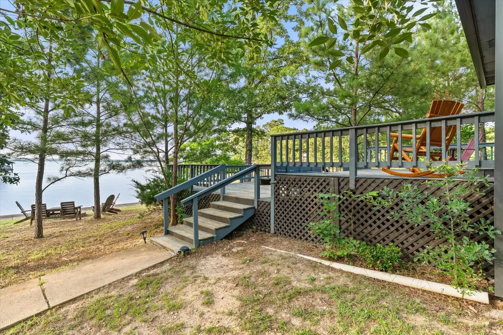 338 Private Road 52040 Pittsburg TX 75686