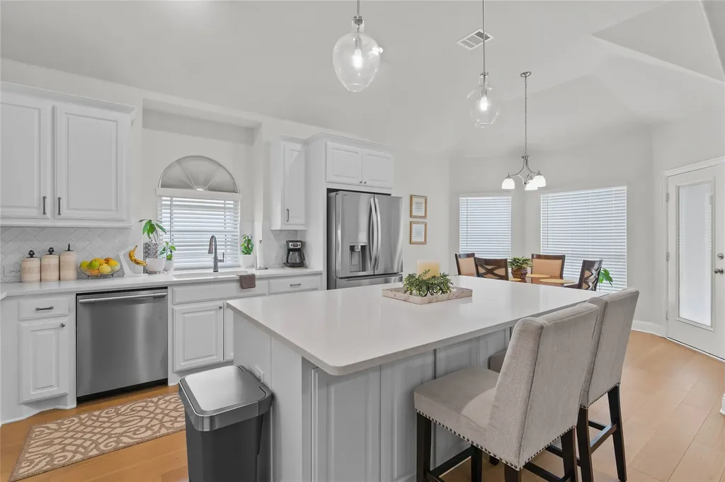 2108 Venice Drive Corinth TX 76210
