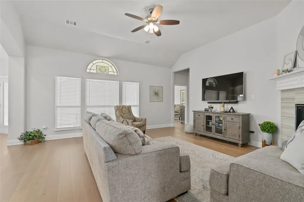 2108 Venice Drive Corinth TX 76210