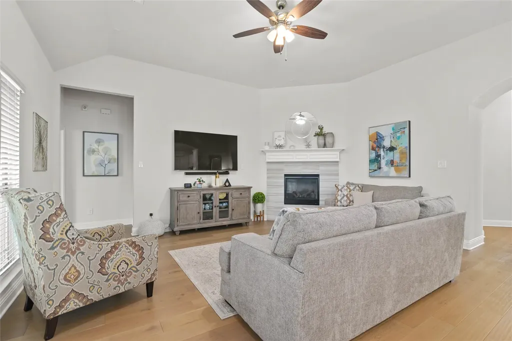 2108 Venice Drive Corinth TX 76210
