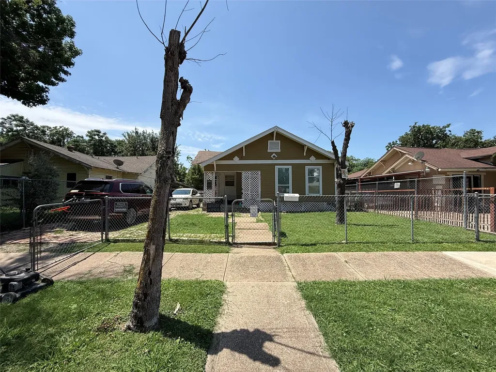 3010 Jerome Street Dallas TX 75223