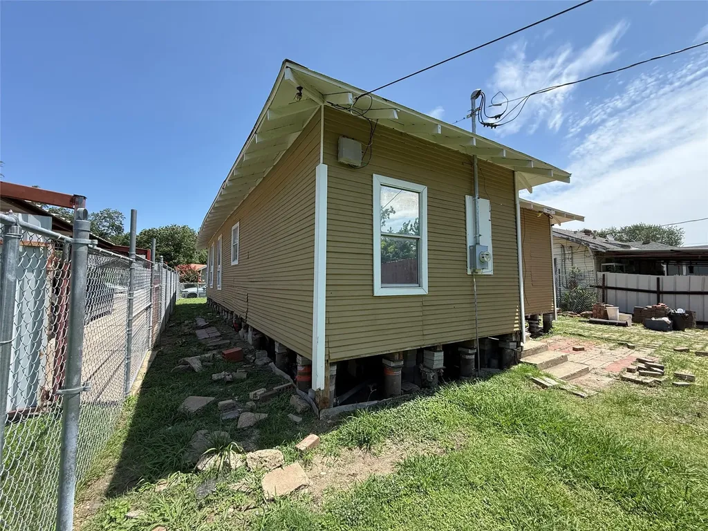 3010 Jerome Street Dallas TX 75223