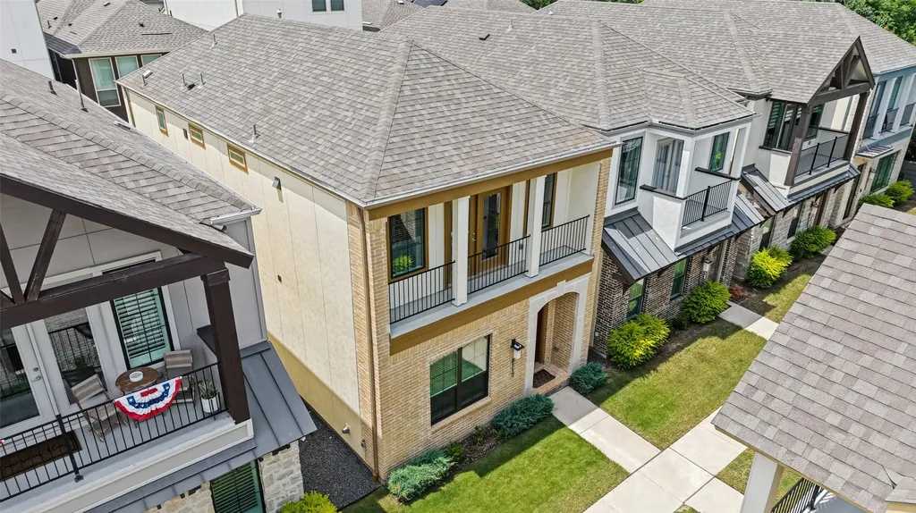 8117 Radnor Road Dallas TX 75231