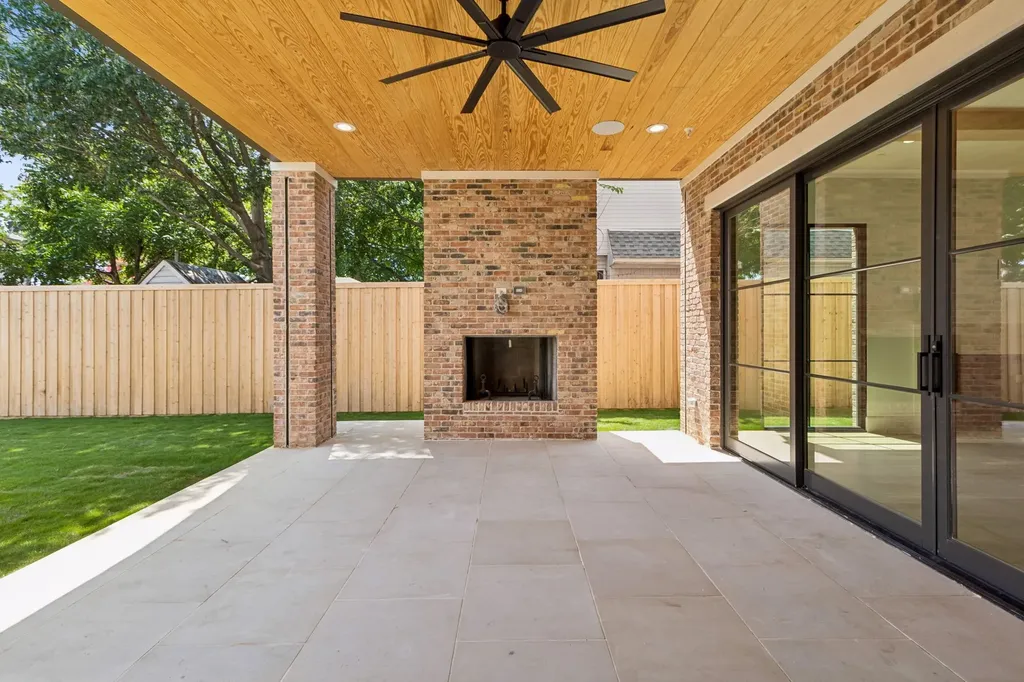 4225 Amherst University Park TX 75225
