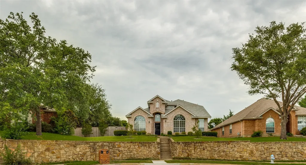 3301 Mosswood Drive Plano TX 75074