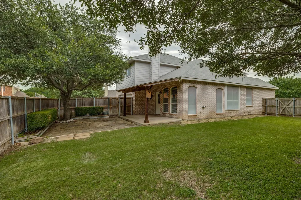 3301 Mosswood Drive Plano TX 75074