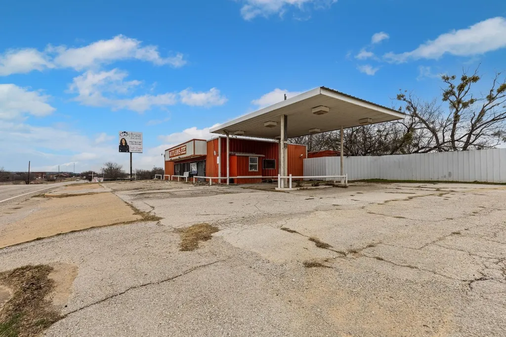 506 W Loop 254 Ranger TX 76470