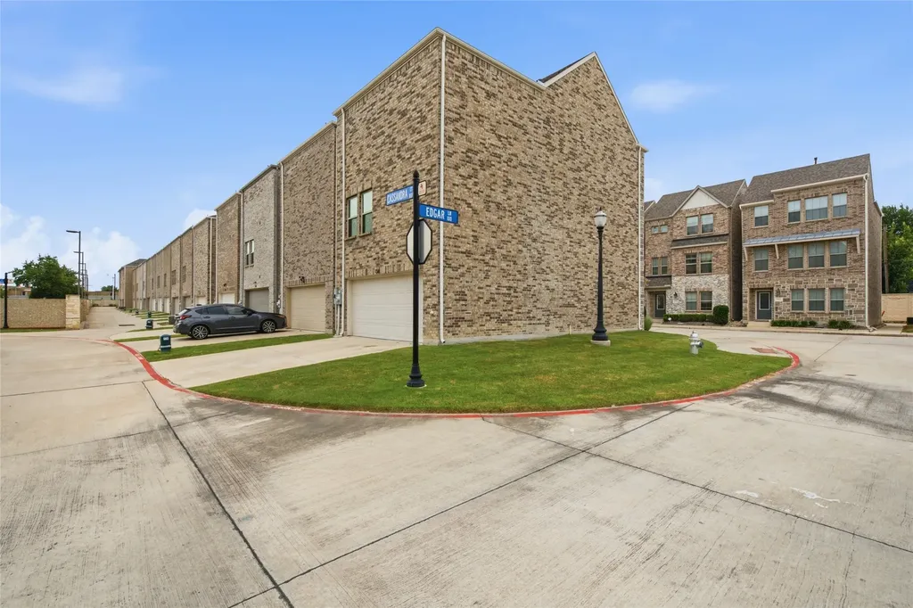 138 Peach Orchard Lane Euless TX 76040