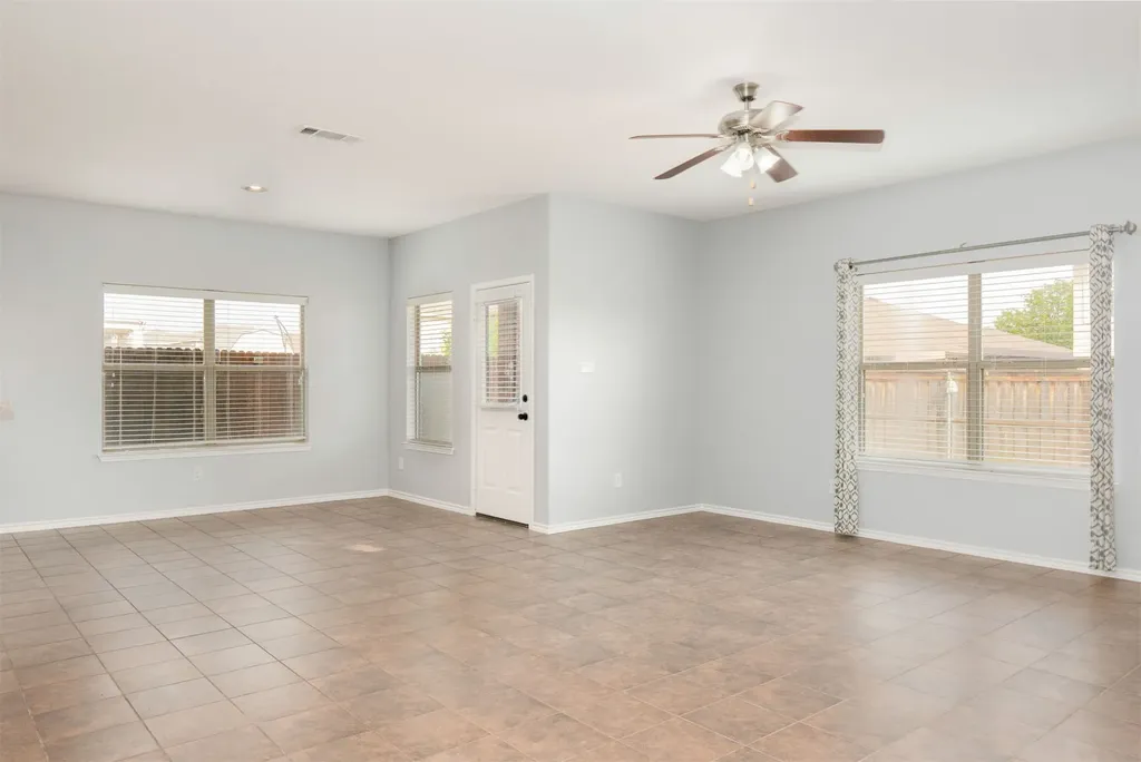 4117 Tiburon Street Fort Worth TX 76106