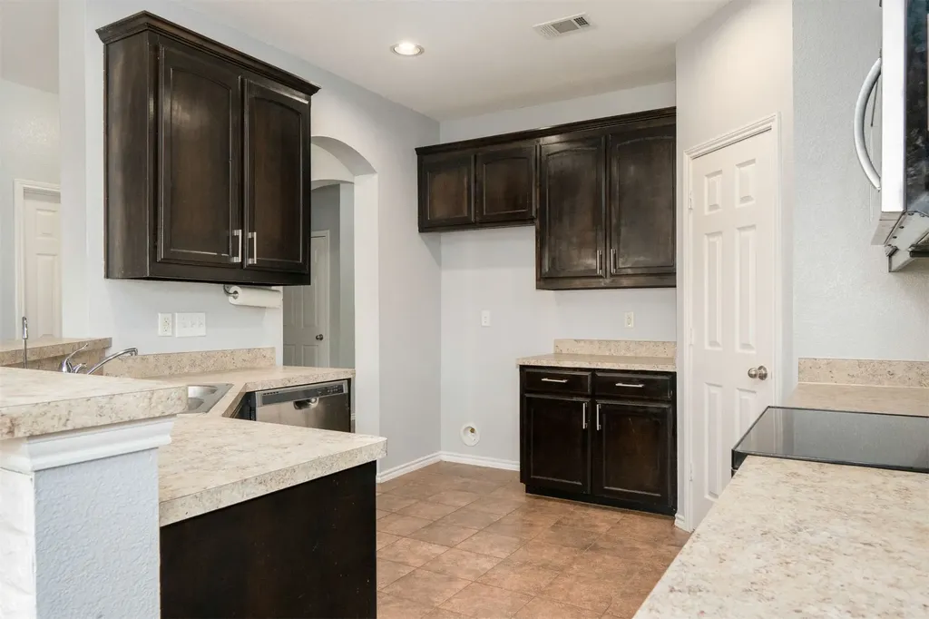 4117 Tiburon Street Fort Worth TX 76106